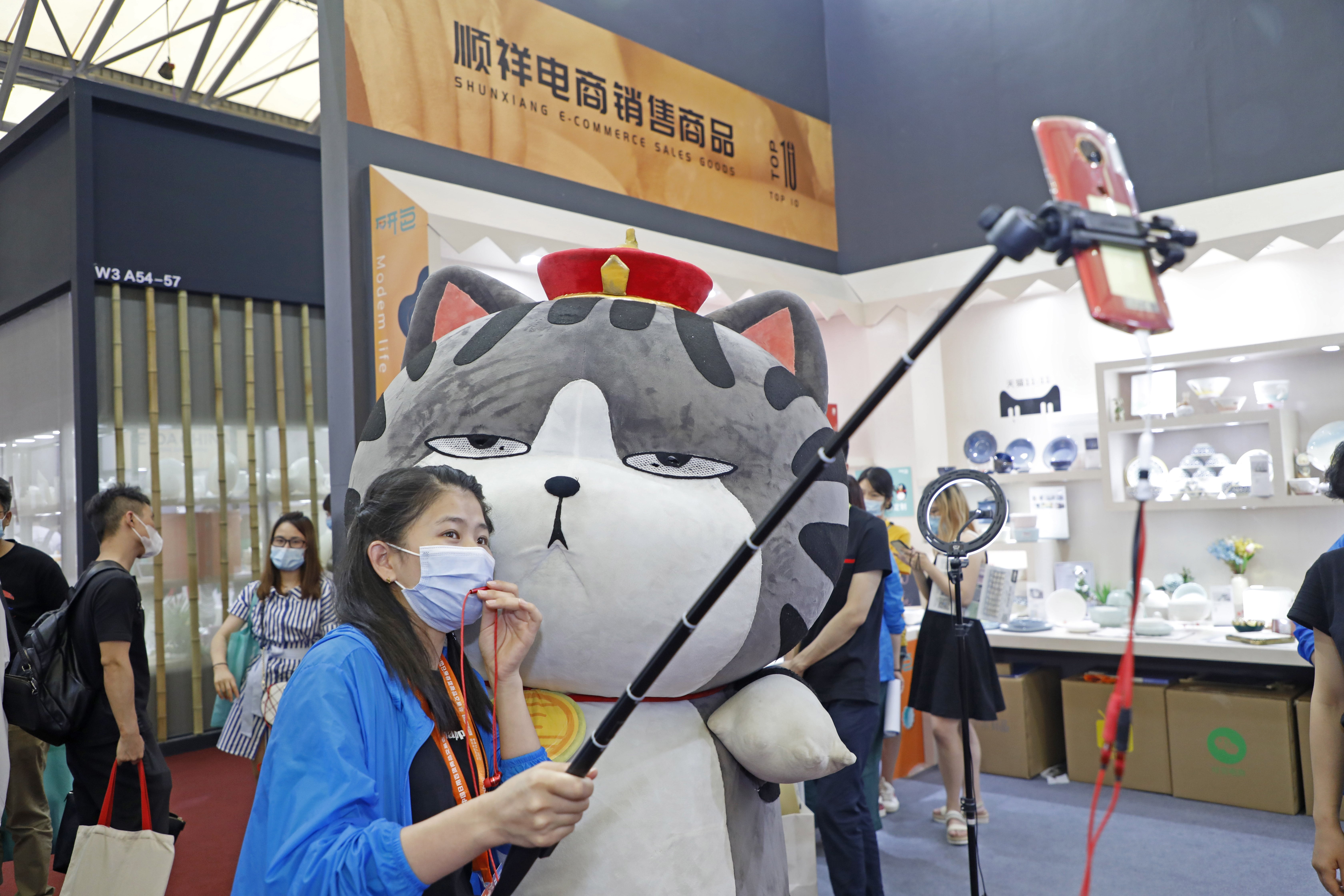 上海展 (127) 上海展 (127)